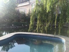 -芭东小镇温泉