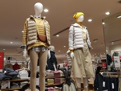 -优衣库(郑州丹尼斯大卫城店)