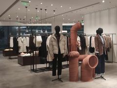 -URBAN REVIVO(上海中庚漫游城店)