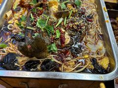 -老东镇啤酒屋海鲜加工·蒸汽海鲜·海鲜烧烤(台东店)