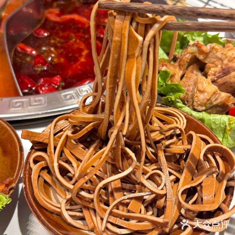 在西安！5️⃣天吃3️⃣次的老火锅！🤤