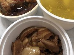 -老乡鸡(武汉中南梅苑小区地铁站店)