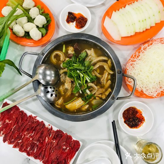古乐牛香·鲜牛肉牛杂火锅(东海二路店)
