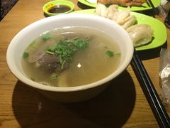 -锅贴王小吃(南大街店)