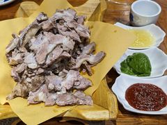 -蒙艾里民族传统菜蒙餐