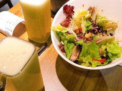 藜麦芒果轻食沙拉-四季天方包子