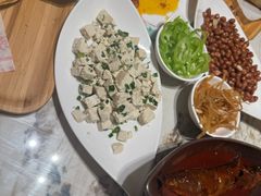 -高玛纳驴肉火烧(一世界店)
