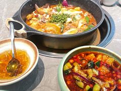 -品也·鲍鱼鸡火锅(皇庭广场店)