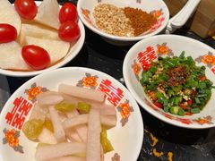 -憨孃孃·重庆老火锅(红山黑金店)