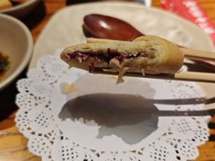-老牌坊云南鱼豆花火锅(爱建店)