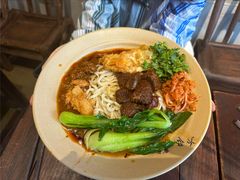 -方铲铲·成都板凳面(滨江银泰店)