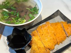 -馋三尺蟹粉小笼(人民广场店)