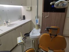 -维乐口腔(美维云门诊陆家嘴店)
