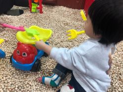 -宝贝渡口儿童游乐园(华南安盛店)