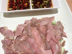 -聚鑫朋酸菜肥肠(文艺路口店)