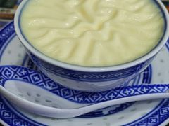 -广信牛奶甜品世家(台东店)