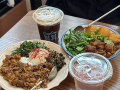 -CowCow其其·牛杂咖啡公司(六运店)