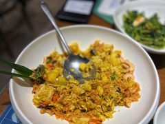 菠萝炒饭-帕蓝·暹罗料理(大学路店)