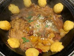 -万里闯关东铁锅炖菜馆(高新旗舰店)