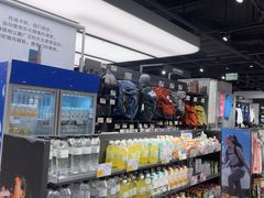 -迪卡侬(环球港店)