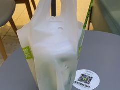 -奈雪的茶(亨特国际广场店)