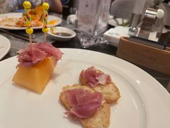 -云端西餐厅(南宁龙光那莲豪华精选酒店)