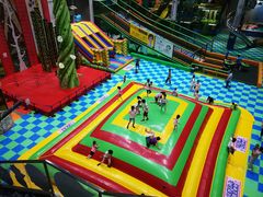 -蒙特利亲子乐园