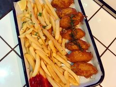 主厨特选美式风味炸鸡翅配薯条-MIKAKU(万达广场上海宝山店)