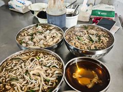 -正宗杨记普洱酸醋米线(总店)