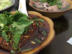 -小杨翘脚牛肉