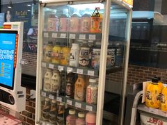 -全家便利店(上海南站站店)