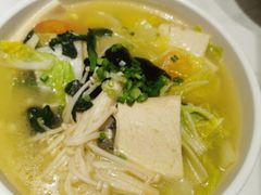 -渝是乎酸菜鱼(龙旗购物中心店)