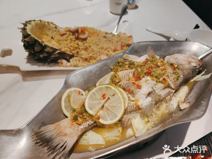 印象南洋·泰国风情餐厅(新安店)青柠檬蒸鲈鱼图片