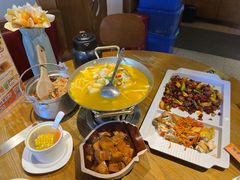 -隔壁老王·家常云南菜(花巷店)