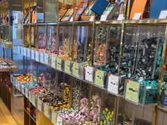 -VENCHI 闻绮(上海佛罗伦萨小镇店)