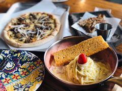 -I HOLIC艾豪丽披萨(KKone店)