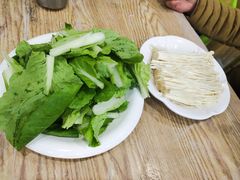 -江城燕子大排档(江汉路步行街店)