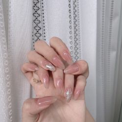 -Fanni美甲美睫皮肤管理