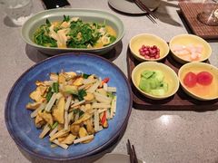 -半山腰·云南菜(侨福芳草地店)