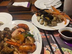 -四海一家自助餐(益田假日广场店)