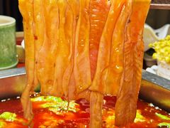 -二荆条·蜀鲜汇城市森林火锅