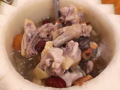 -尚竹阁冬瓜盅·18年地标美食(平洲店)