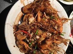 老头儿油爆河虾-老头儿油爆虾·知味杭州(爱琴海购物中心)