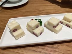 红豆糕-顺风汤馆·广府粤菜(江宸天街店)