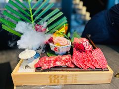 -铭牛烧肉·和牛海鲜自助(高新月牙湖店)