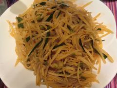 -香巴拉云南餐厅(华莱坞店)