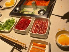 -海底捞火锅鲜切牛肉主题店(长寿路店)