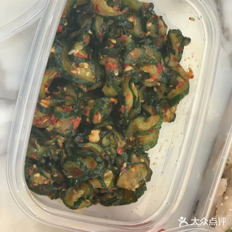 种类很多，价格还行，推荐泡菜、青瓜、明太鱼！