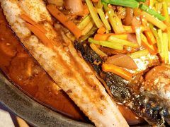 -鸣记脆皮烤鱼·海鲜烤鱼(三八广场店)