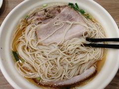 焖肉面-小梅园饭堂(东方路店)